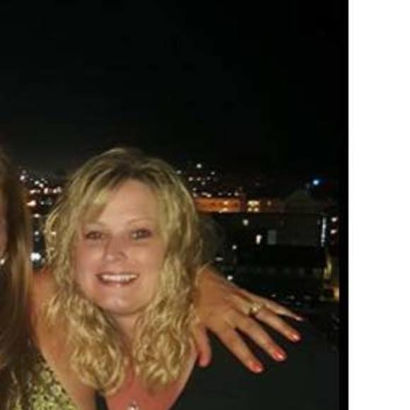 Meet your Posher, Jennifer - Picture 1 of 1